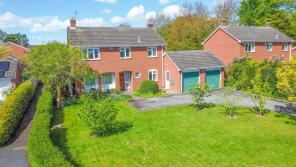 4, Newtown Gardens, Shrewsbury SY4 2HF