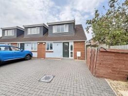 33c, Hannams Close, Poole BH16 6DN