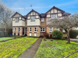 19, Lyndsey Close, Farnborough GU14 9TG