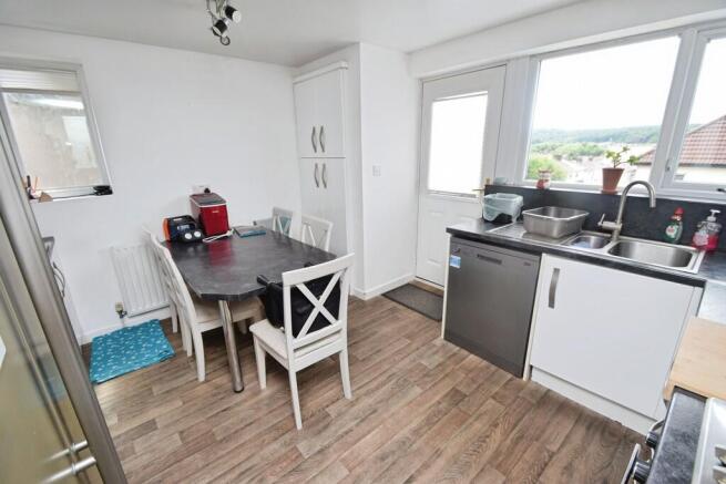 168a06bb-Kitchen