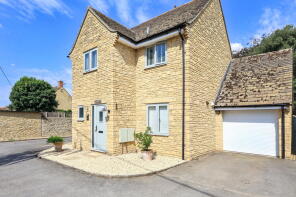 2 Fairwater, Bovingtons Yard, Aston, Bampton OX18 2BQ