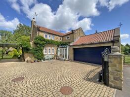 1, Manor Fold, Harrogate HG3 1UA