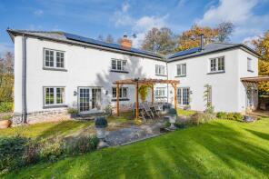 Great Wootten House, Road From Chubs Cross To Great Wooden Cottages, Crediton EX17 6LF