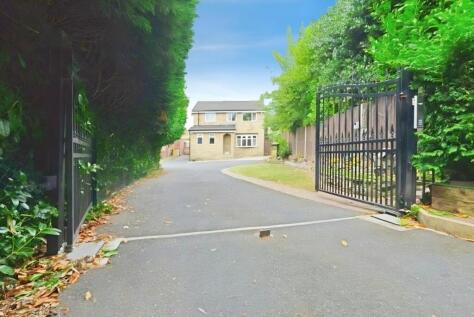 Park Road, Eccleshill, Bradford, BD10 0ET