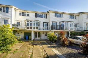 44, The Quay, Conyer Quay, Sittingbourne ME9 9HR