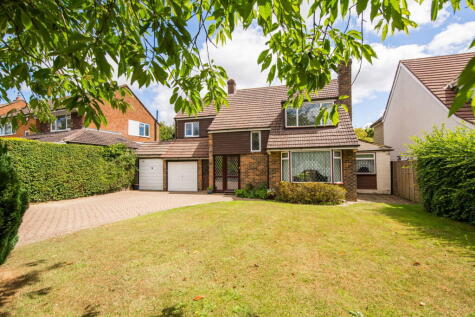 Bounds Oak Way, Southborough