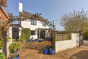 Wayland Cottage, Kimpton Lane, Andover SP11 8NU