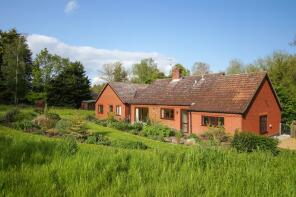 Willowbank, Walpole Road, Halesworth IP19 9AT