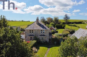 Glenholme, School Road, Ventnor PO38 3HJ