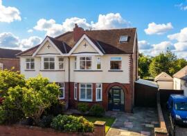 23, Derwent Avenue, Southport PR9 7PX