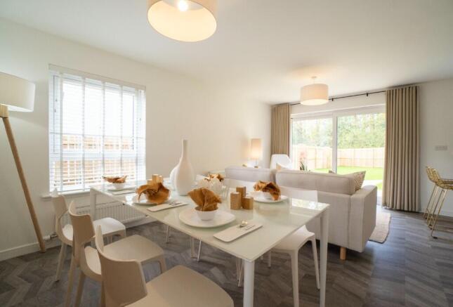 Dining/Family