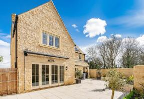 12, Oak Road, Down Ampney GL7 5GB