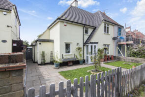 12, Hoe Lane, Abridge, Lambourne RM4 1AX