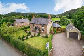 The Hollies, Sherrington Lane, Broxton, Chester CH3 9LA