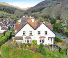 Badgers End, Higher Orchard, Minehead TA24 8SD