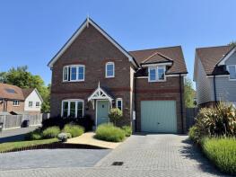 13, Upton Drive, Haywards Heath RH17 5RQ