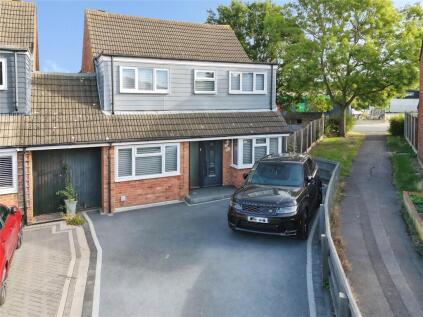 Suffolk Drive, Laindon, Essex, SS15