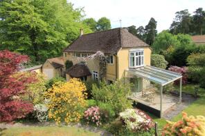 April Cottage, Chart Lane, Westerham TN16 1NB