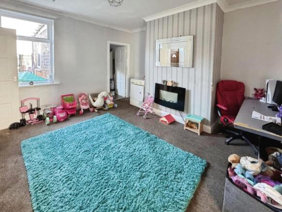 pbox-living_room-346024.jpg
