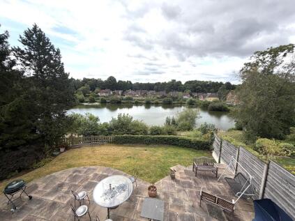 Hallwood Road, Handforth