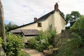 2, Waterleat Cottages, Road From Duck Street Cross To Waterleat Bridge, Crediton EX17 5JS