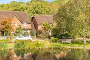 7, Mill Reach, Mill Lane, Guildford GU5 9BA