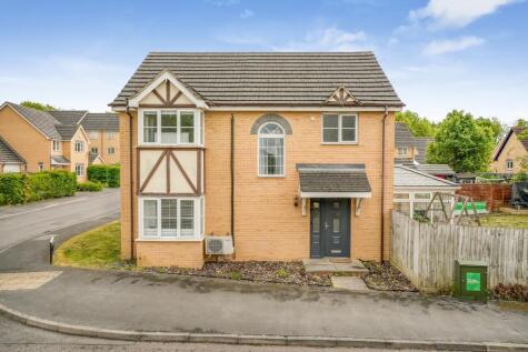 Bertram Close, New Bradwell, Milton Keynes, Buckinghamshire, MK13 0DT