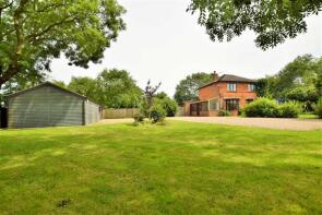 Rosedene, Conisholme Road, Louth LN11 7JT