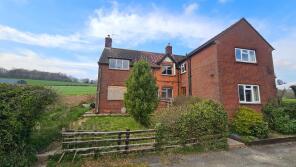 3, Orchard Cottages, Rushbury SY6 7EF