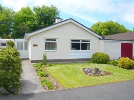8, Woodside Close, Minehead TA24 8RZ
