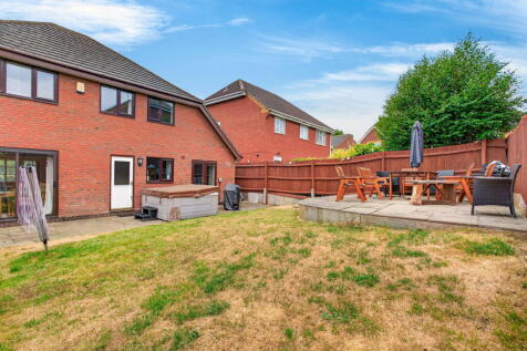 Tymecrosse Gardens, Market Harborough, LE16 7US