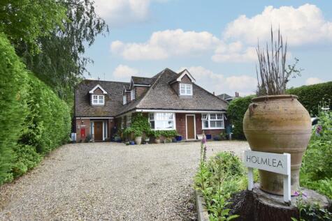 Tring Road, Gubblecote, Tring, HP23