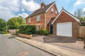 October Cottage 5, Upfield Villas, Durbans Road, Wisborough Green RH14 0DJ