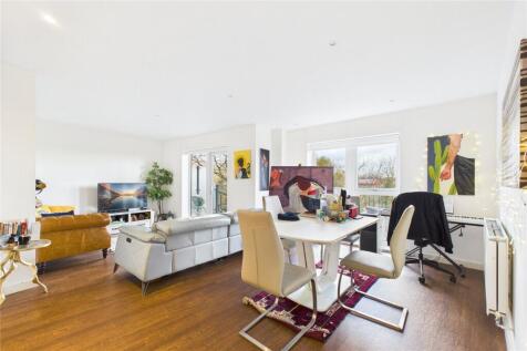 Royal Court, Howard Road, Stanmore, HA7
