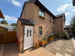13, Brayton Court, Shenley Lodge, Milton Keynes MK5 7AH