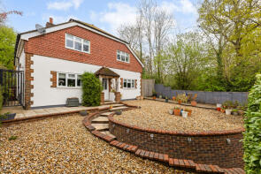 11 Orchard Way, Church Road, Haslemere GU27 3HZ