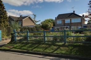 12, Corby Road, Grantham NG33 4LQ