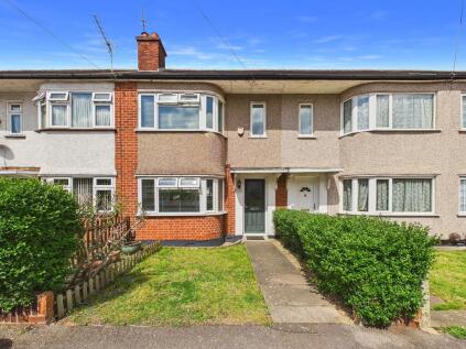 Manningtree Road, Ruislip, HA4