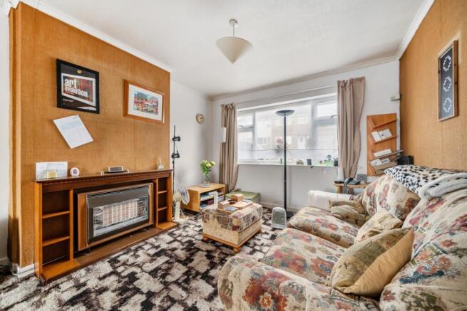 LCWRT PENTWYN LIVING ROOM FRONT