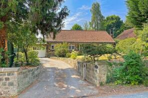 Appletrees, The Green, Scriven Green To Scriven Park, Knaresborough HG5 9DX