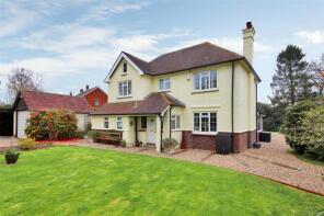Pippins, South View Road, Sparrows Green, Wadhurst TN5 6TW