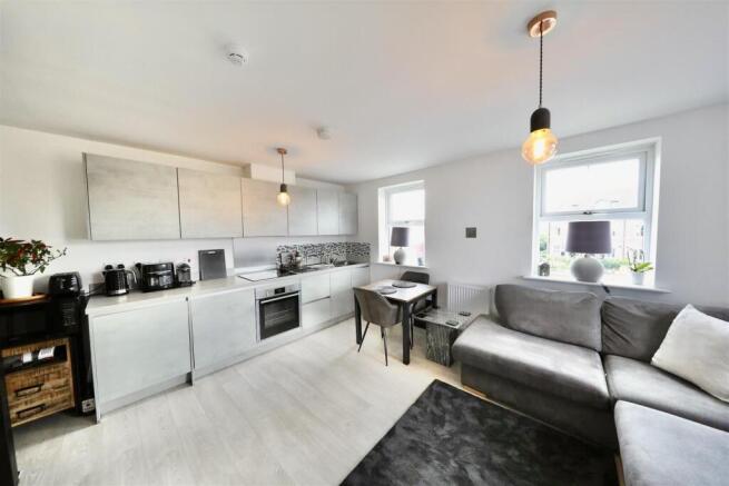 Living room/kitchen