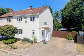 3, Lancaster Drive, Bovingdon, Hemel Hempstead HP3 0RX