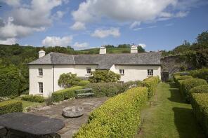 South Knighton House, Road Past South Knighton House, Newton Abbot TQ12 6NP