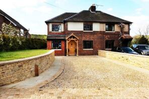 35, Paddock Lane, High Peak SK23 7RD