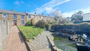 8, Maynes Row, Tuckingmill TR14 8QP