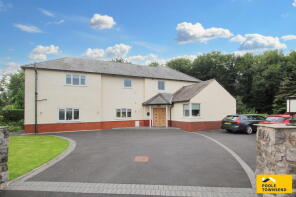 32, Wheatclose Road, Barrow-in-furness LA14 4EJ