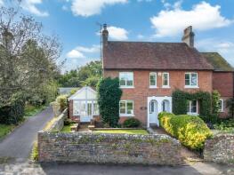 Sussex Cottage, Down Street, Chichester PO18 8DS