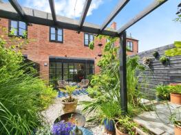 2, Rose Yard, Leicester LE8 0XU
