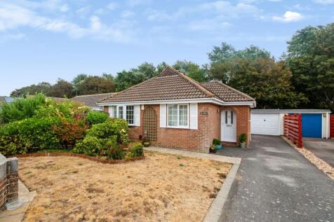 Westlands, Rustington, BN16